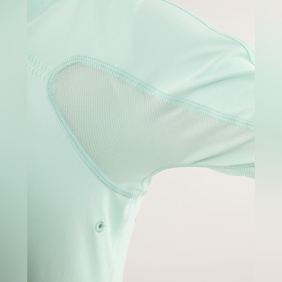 SOLD Lululemon Run: Reflect Pullover in Mint Moment Size 6 - Picture 7 of 10